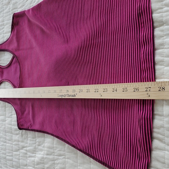 Lululemon Razorback Tank Top Size Small hot pink stripe - Picture 6 of 6